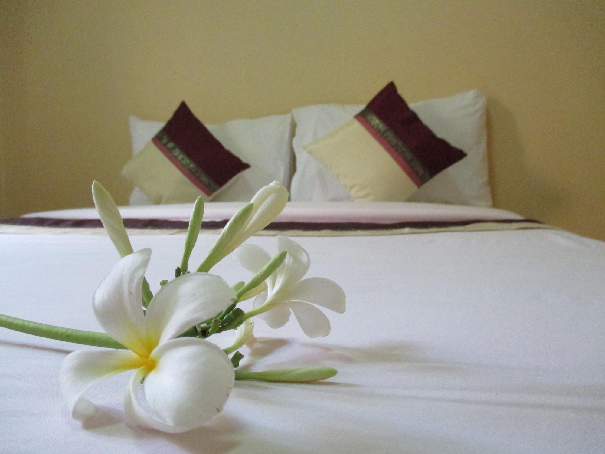 Happiness Resort Ban Khlong Haeng Exterior foto